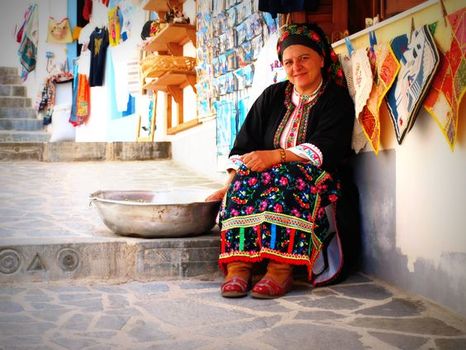 Olympos,villaggio di Karpahatos famoso per le sue tradizioni e per l'artigianato locale