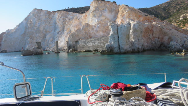 Milos e Polyagos ,tra le baie greche più belle del mondo